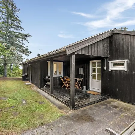 Githe - From The Sea By Interhome * Hals