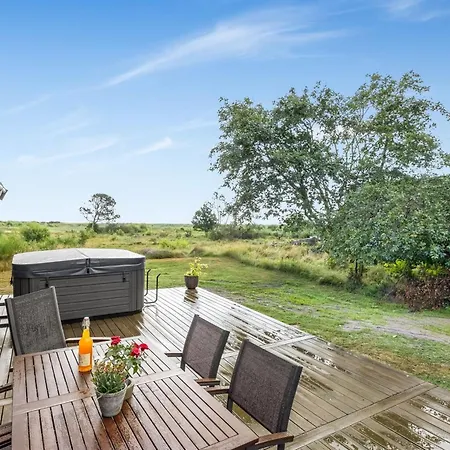 Githe - From The Sea By Interhome * Hals